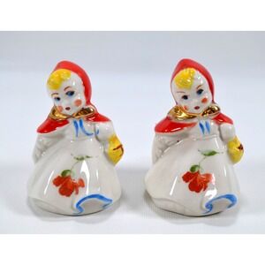 Vintage Hull 1940's Ceramic Little Red Riding Hood Salt & Pepper Shakers 3" Tall